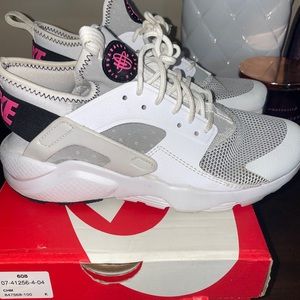 Huarache Run Ultra GS